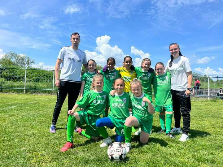 Девойките не спират с победите, громят в домакинските футболни турнири