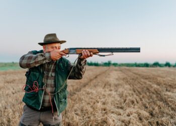 Изпитът за ловци поскъпва