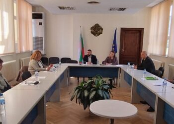 Среща с ученици от Градница предвижда Областната администрация