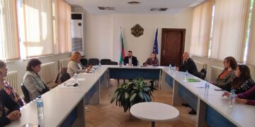 Среща с ученици от Градница предвижда Областната администрация