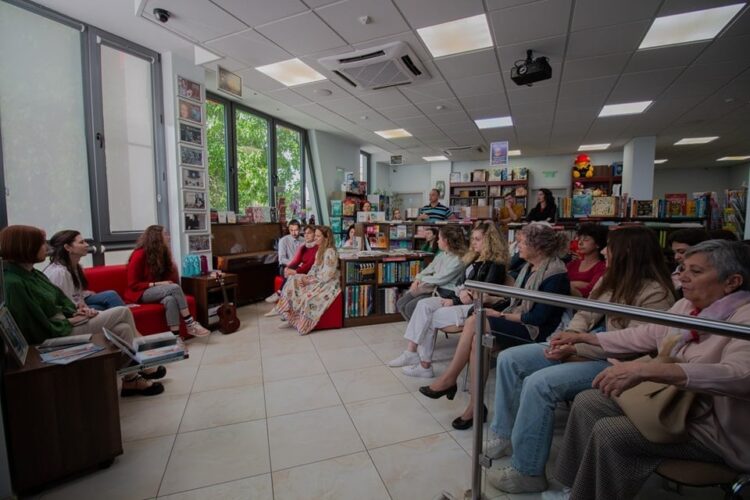 Биляна Тодорова и Мария Гетова представиха стихосбирките си в Севлиево