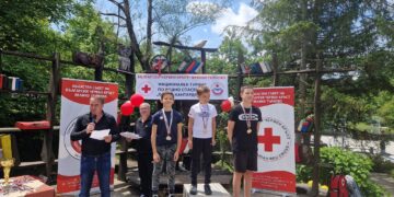 Златни медали за младите водни спасители Ивайло Пенчев и Георги Пенчев