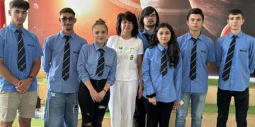 Ние питаме… Ние отговаряме… Ние сме младите Бъчваровци!