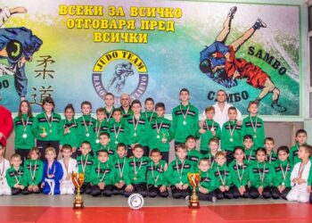 Клубът по самбо и джудо получи финансова подкрепа от Община Севлиево