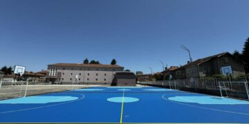 На модерна спортна площадка ще играят учениците от ОУ “Ст. Пешев”