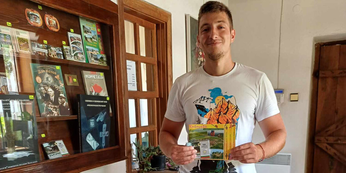 Бургазлия получи първия си печат от Хаджистояновото училище