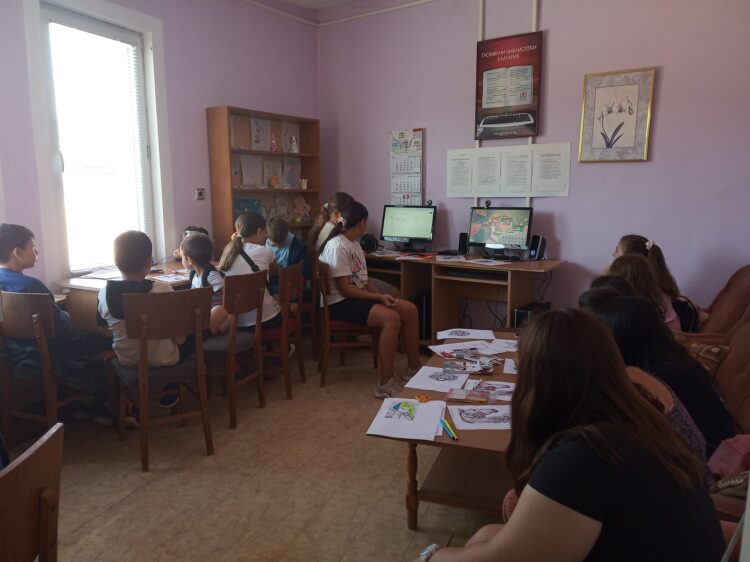 Лято в селската библиотека