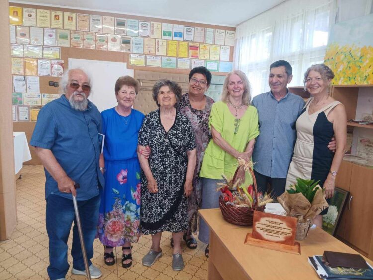 Поетът Данаил Данков празнува 80-годишен юбилей с нова стихосбирка