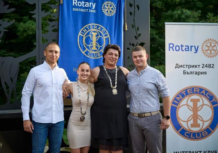 Даниела Иванова и Яна Филева са новите президенти на Ротари и Интеракт клуб Севлиево
