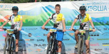 Със сила и дух шестима севлиевци преодоляха 100 км на Витоша