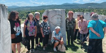 Урок по родолюбие или едно пътуване до село Раювци