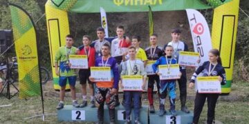 Колоездачът Лазар Хаджиколев е национален шампион, отборът ни стана първи в страната