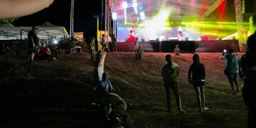 Рок парчета и българският химн звучаха на Хоталич