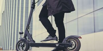 Пътна полиция припомня правилата за движение с велосипед и електрическа тротинетка