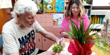 Юлия Спиридонова и Симеон Спиридонов на среща със севлиевски деца