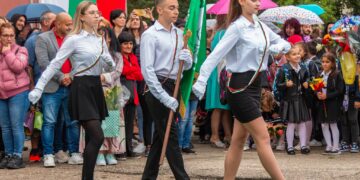 На добър час, ученици!