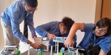 Бъдещи електротехници на ПГМЕТ “Ген.Иван Бъчваров” с приз Национални победители STEM 2024