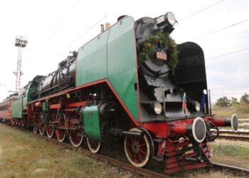 За 6 септември: Атракционен влак ще пътува между Горна Оряховица и Трявна