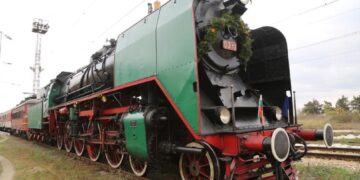 За 6 септември: Атракционен влак ще пътува между Горна Оряховица и Трявна