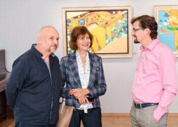 “Малък свят. Мой малък свят.” е първата самостоятелна изложба на пловдивския художник Александър Димитров в галерия “Видима”