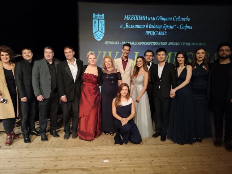 След успеха на концерта “Музиката през вековете” формация “Мелос” ще пее в Стоките и храм “Св. пророк Илия”