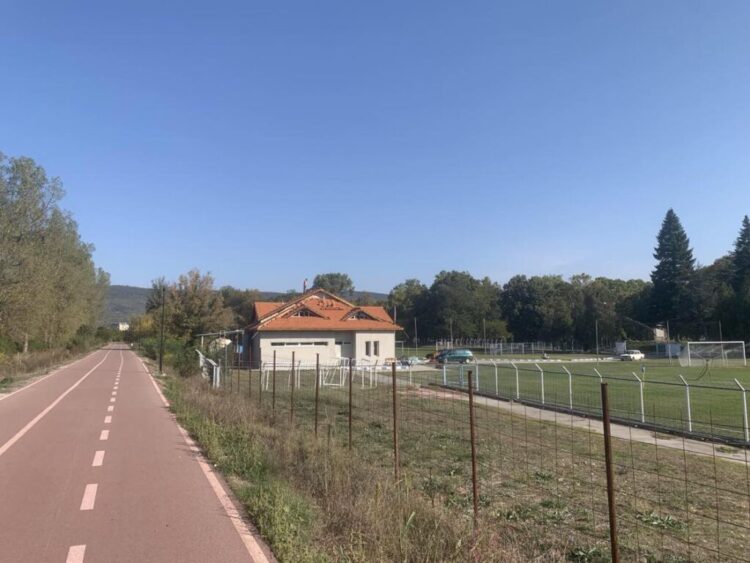 Община Севлиево работи по десетки проекти, информира медиите за тях