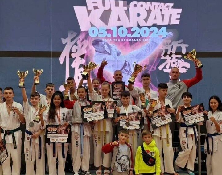 Севлиевските каратеки се класираха трети на турнир в Румъния