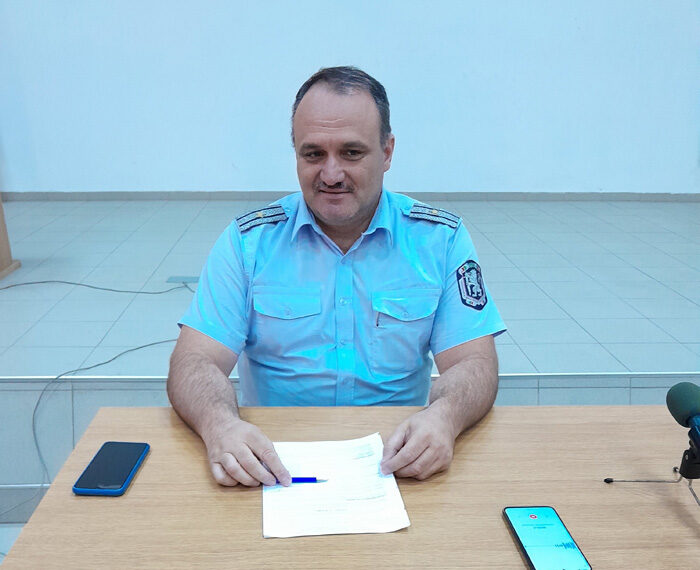 Доставка на част бави монтажа на повреден светофар в Севлиево