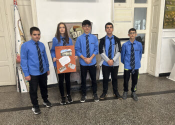 Урок по английски език “Севлиево – Столицата на тиквата” проведоха ученици от ПГМЕТ