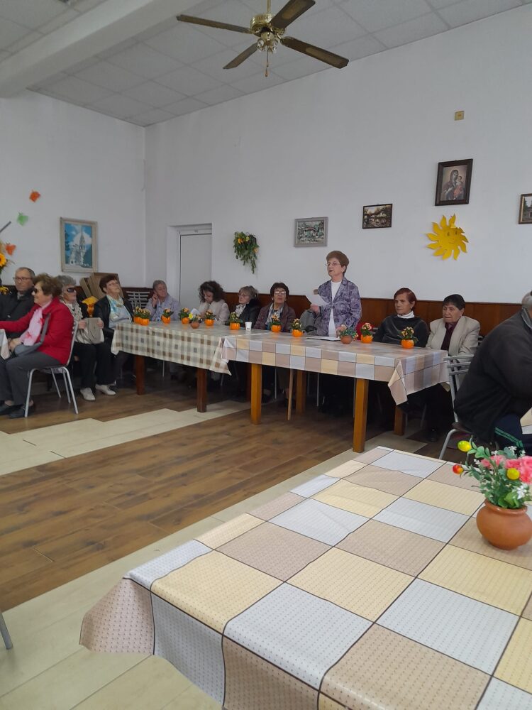 Възрастните хора почетоха Деня на народните будители