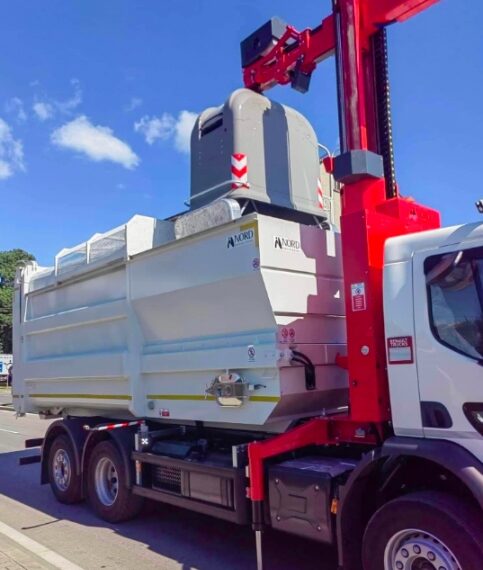 И през 2025 година контейнерите в града ще се чистят три пъти седмично