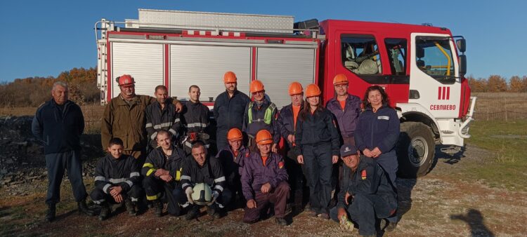 Доброволното формирование и огнеборци от Севлиево участваха в пожаро – тактическо учение “Горски пожар Дряново- 2024”