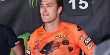 За Петър Петров 2024-а е нова в мотокроса – стана мениджър на отбора на AIT Racing