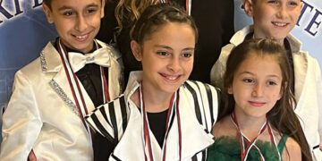 Гран При, 10 златни и 2 сребърни медала за солисти на ВФ “Upstream voices” от Международния фестивал “Кръстопът на музите”