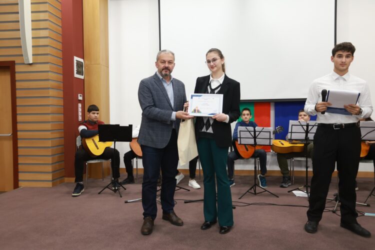 Доброволци от Севлиево получиха награди за добрите си дела