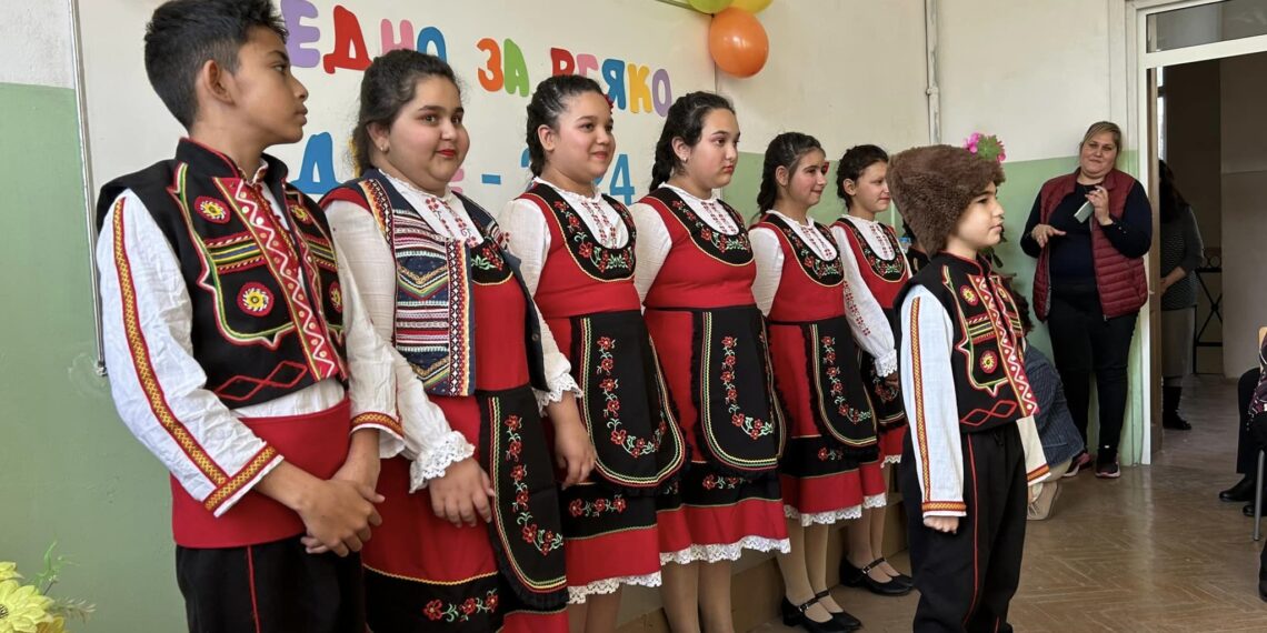 Добри практики за преодоляване на образователни дефицити показаха в училището в с. Градница