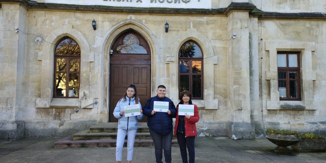 Участие на ПГМЕТ “Ген. Иван Бъчваров” в XXII Национално състезание по природни науки и екология – Разград