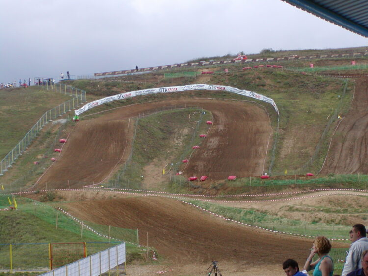 Специално място за Севлиево и полигон “Горна Росица” в книгата и филма “100 години мотоциклетен спорт”