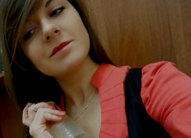 Как да не купим фалшив парфюм за 8 март?