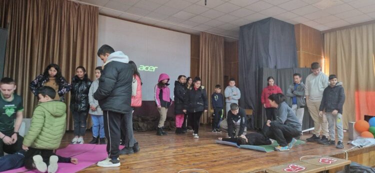 Благодарение на Сдружението на жените – над 500 деца усвоиха важни умения за оказване на първа помощ