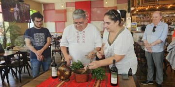 Севлиевката Зорница Антонова организира празнуването на Трифон Зарезан в Сао Пауло