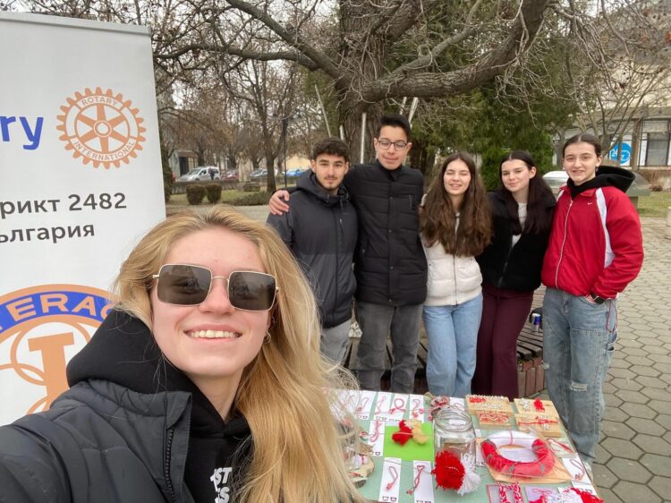 Интеракторите с поредна успешна кауза