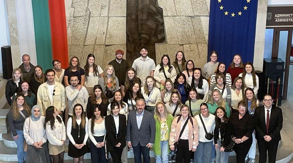 Успешен финал на международна образователна среща в Община Севлиево