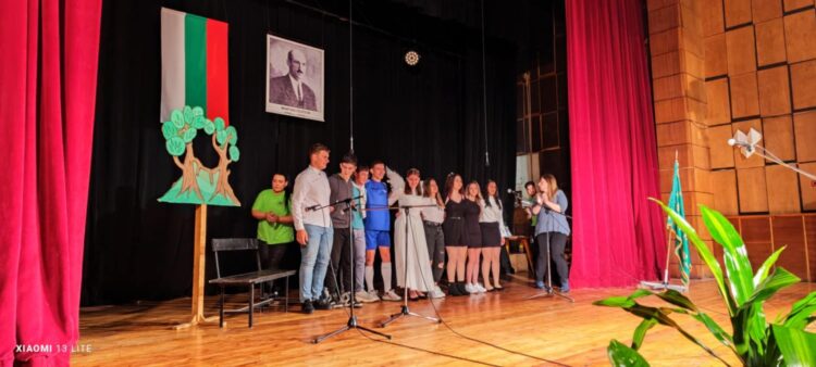 33 години с името на Марин Попов – знание, традиции и бъдеще