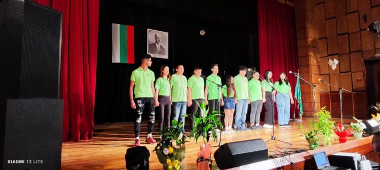 33 години с името на Марин Попов – знание, традиции и бъдеще