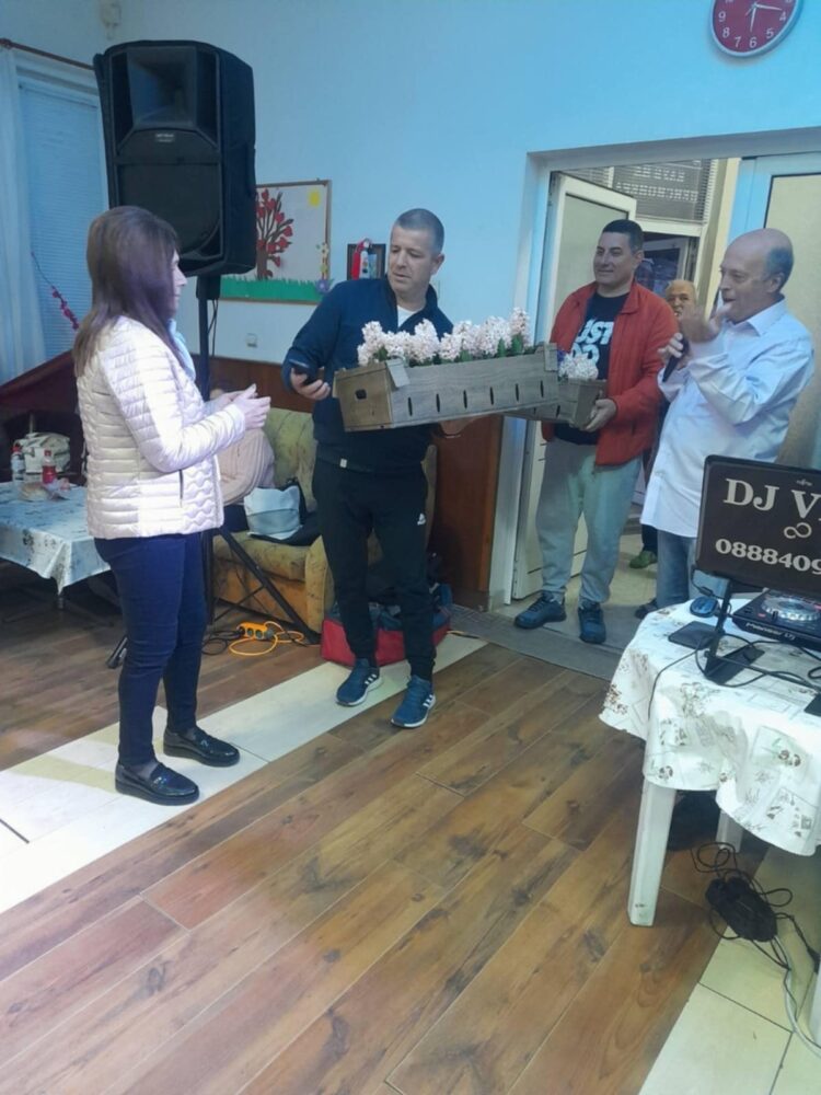 Двудневен празник за Деня на жената организираха в ПК “В. Левски”