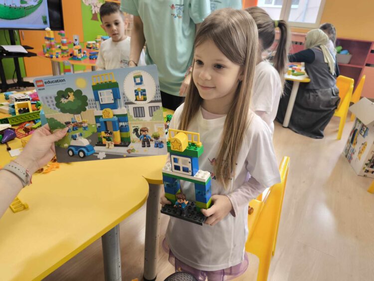 Детска градина “Радост”, Севлиево посрещна гости от Турция по обучителен проект Еразъм на тема: “ИКТ в образованието”