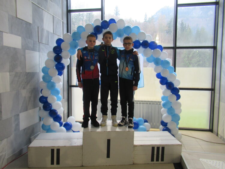 Малките рибки на “Викинг” с медали от детски турнир