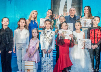 Звездици на “Upstream Voices” пяха за Лора и ангелите от Лим в Свищов