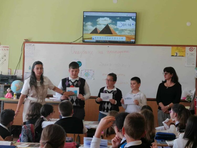 Бинарен урок по “Човекът и природата” с елементи от “Технологии и предприемачество”, посветен на Деня на Земята